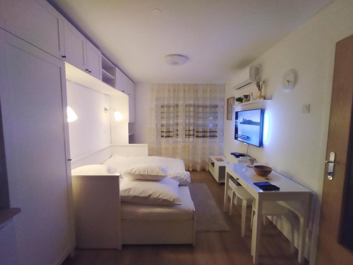 Lägenhet Fenix Apartment, Zagreb